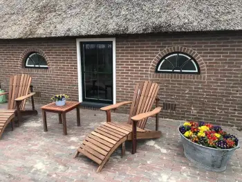 Nieuwe houten ramen en kozijnen gemaakt voor boerderij in Dwingeloo